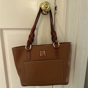 Dooney & Bourke Pebble Grain Small Gretchen Tote Purse in Brown